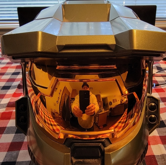 Meet your Posher, Mike - Picture 2 of 2